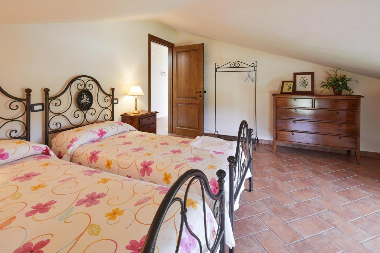 カスティリオーネ・デル・ラーゴ Relais La Cerretaヴィラ エクステリア 写真