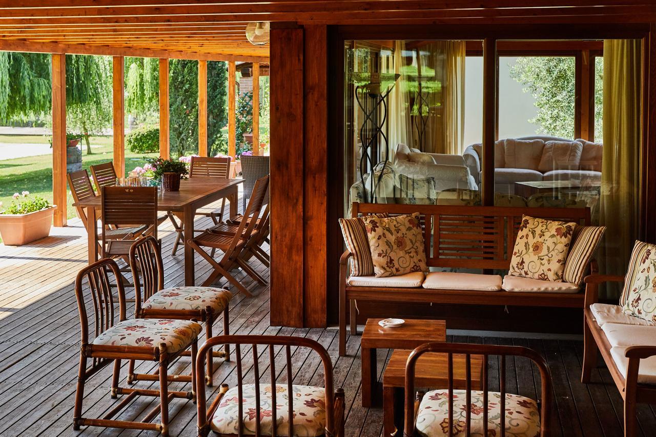 カスティリオーネ・デル・ラーゴ Relais La Cerretaヴィラ エクステリア 写真